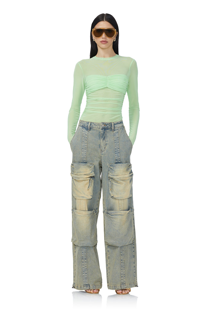 women's low rise wide leg cargo denim in mellow tint wash