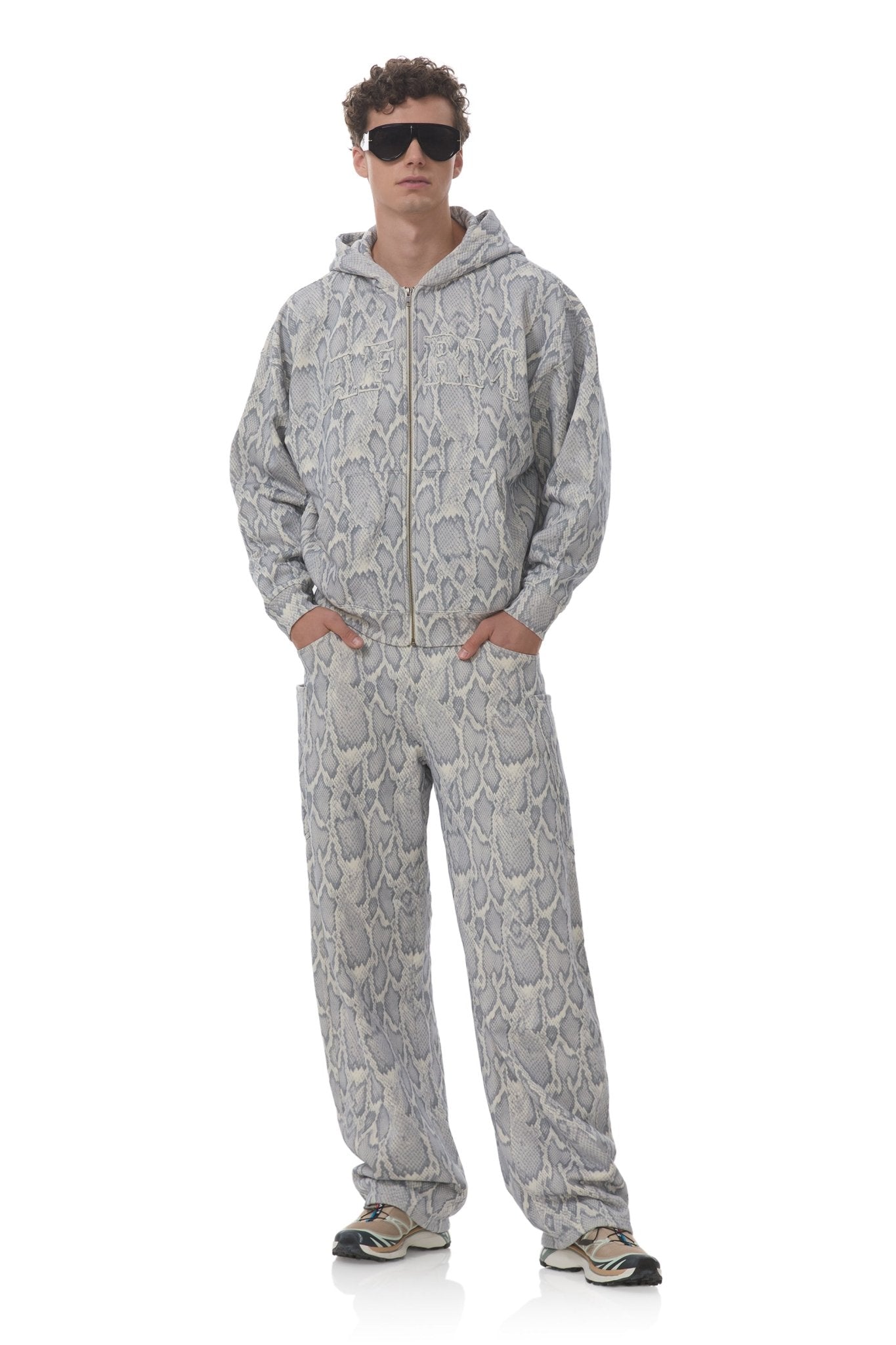 Ryan Barrel Sweatpant - Silver Snake - AFRM